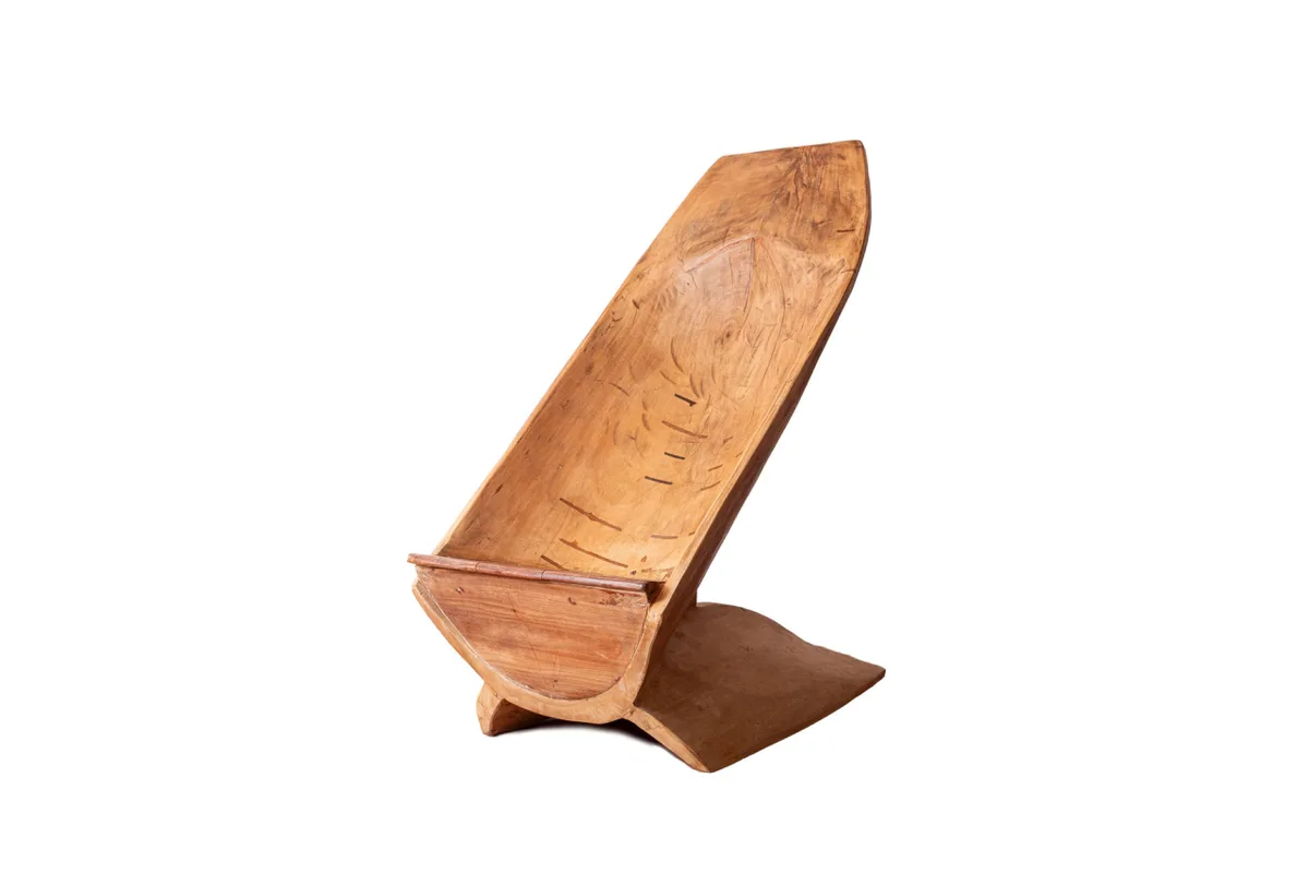 Poltrona canoa maciço — José Zanine Caldas