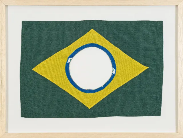 Obra de Raul Mourão