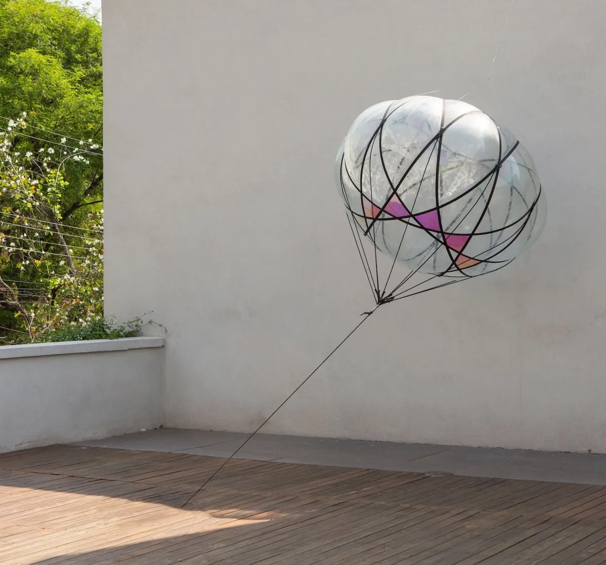 Flying Garden / Air-Port-City — Tomás Saraceno
